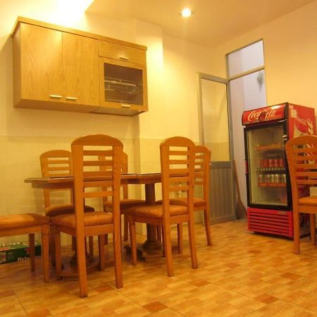 Thien Hoa Hotel Хошимин Екстериор снимка