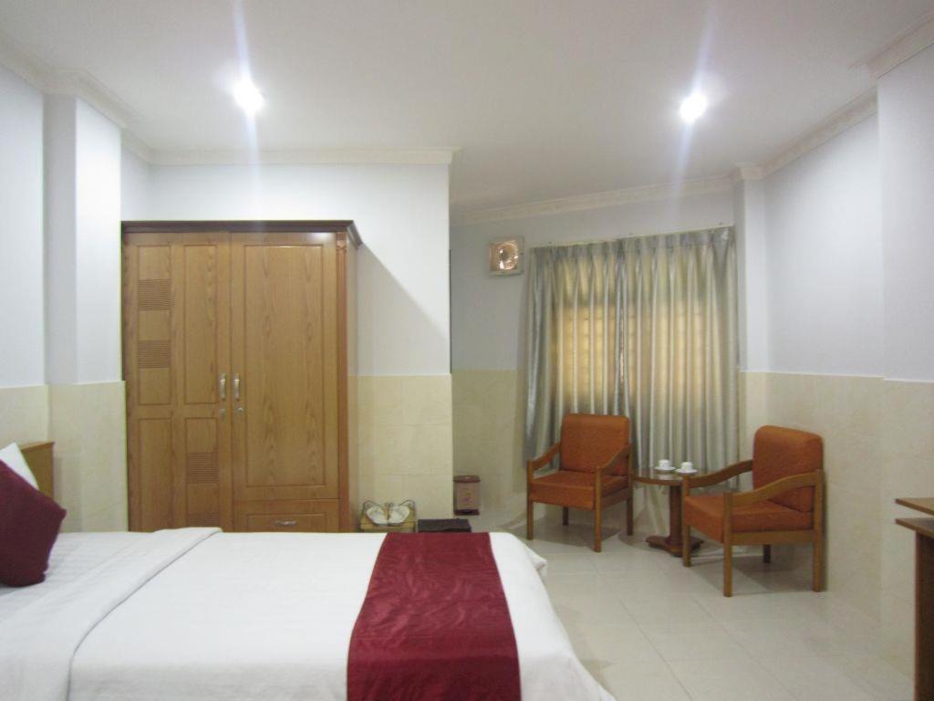 Thien Hoa Hotel Хошимин Екстериор снимка