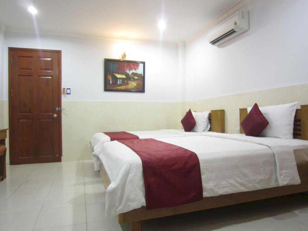 Thien Hoa Hotel Хошимин Екстериор снимка