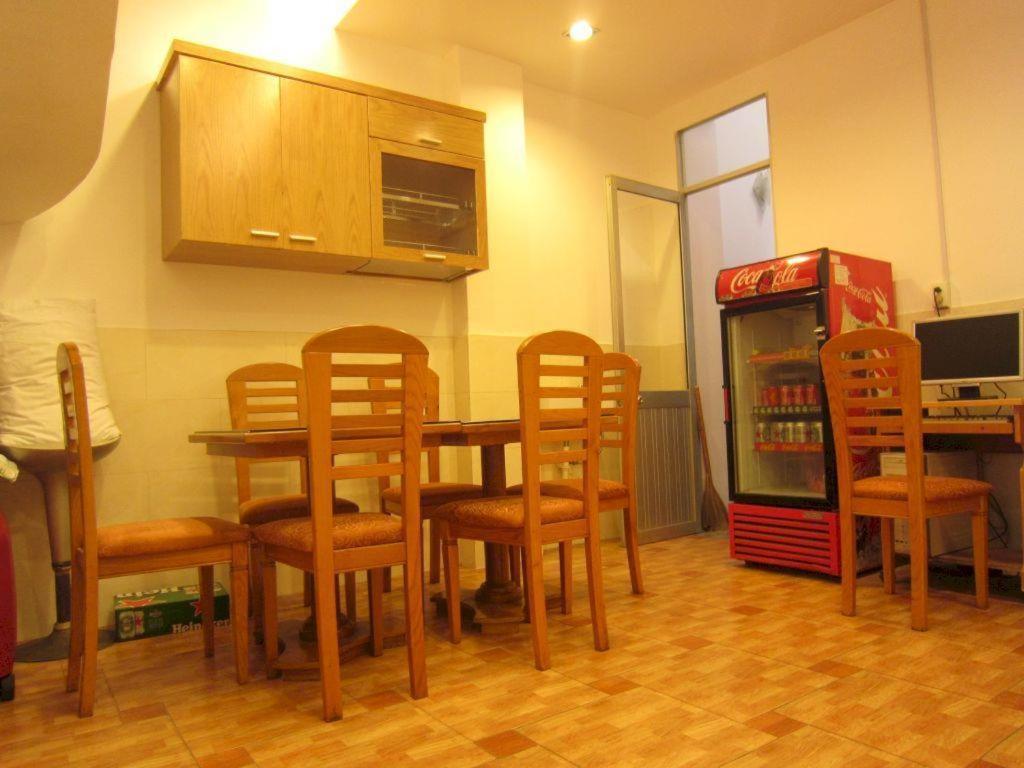 Thien Hoa Hotel Хошимин Екстериор снимка