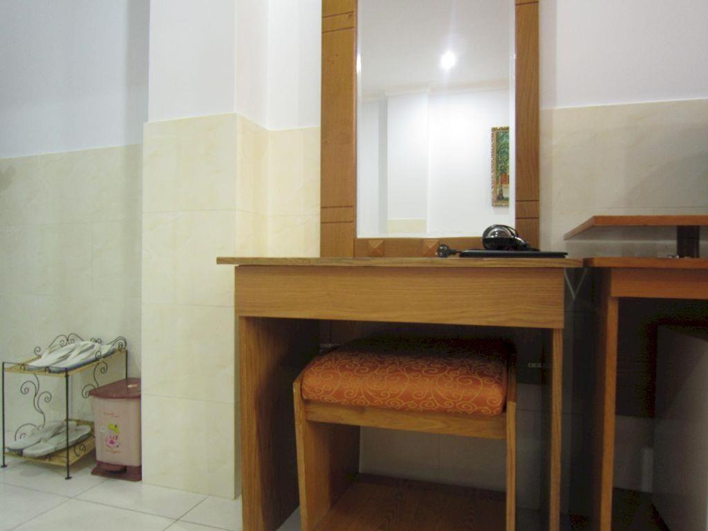 Thien Hoa Hotel Хошимин Екстериор снимка