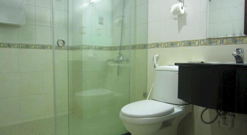 Thien Hoa Hotel Хошимин Екстериор снимка