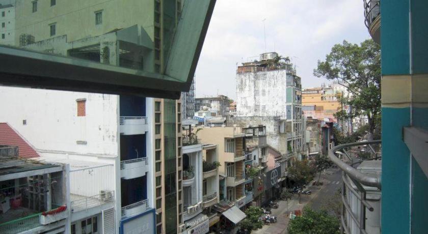 Thien Hoa Hotel Хошимин Екстериор снимка