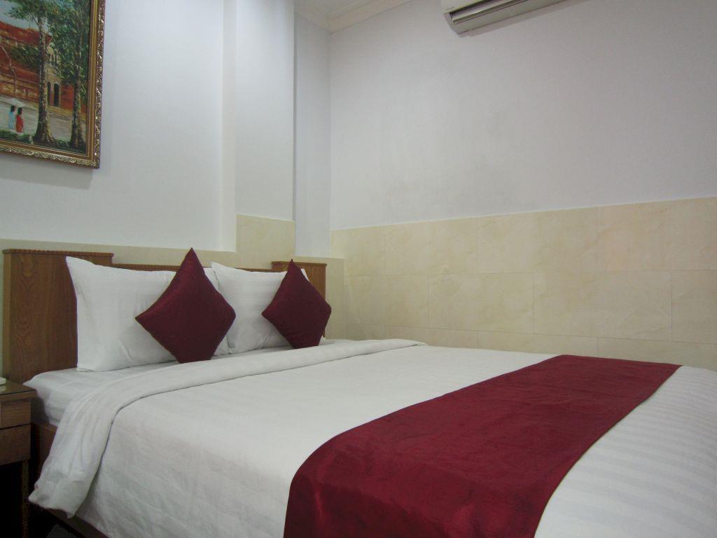 Thien Hoa Hotel Хошимин Екстериор снимка